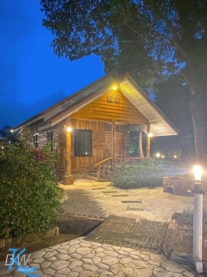 Baan Khue Wieng Resort Mae Sariang Exterior photo