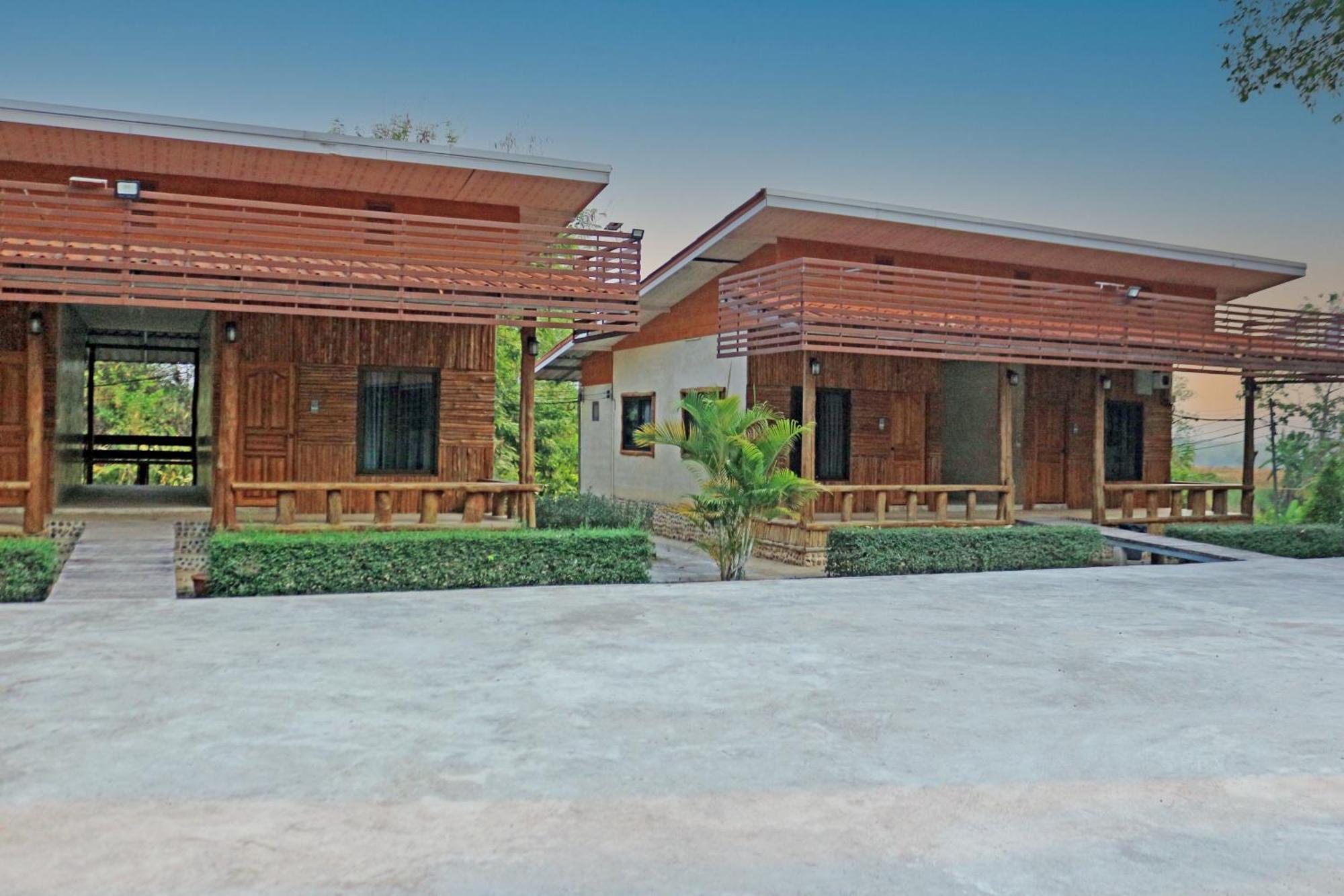 Baan Khue Wieng Resort Mae Sariang Exterior photo